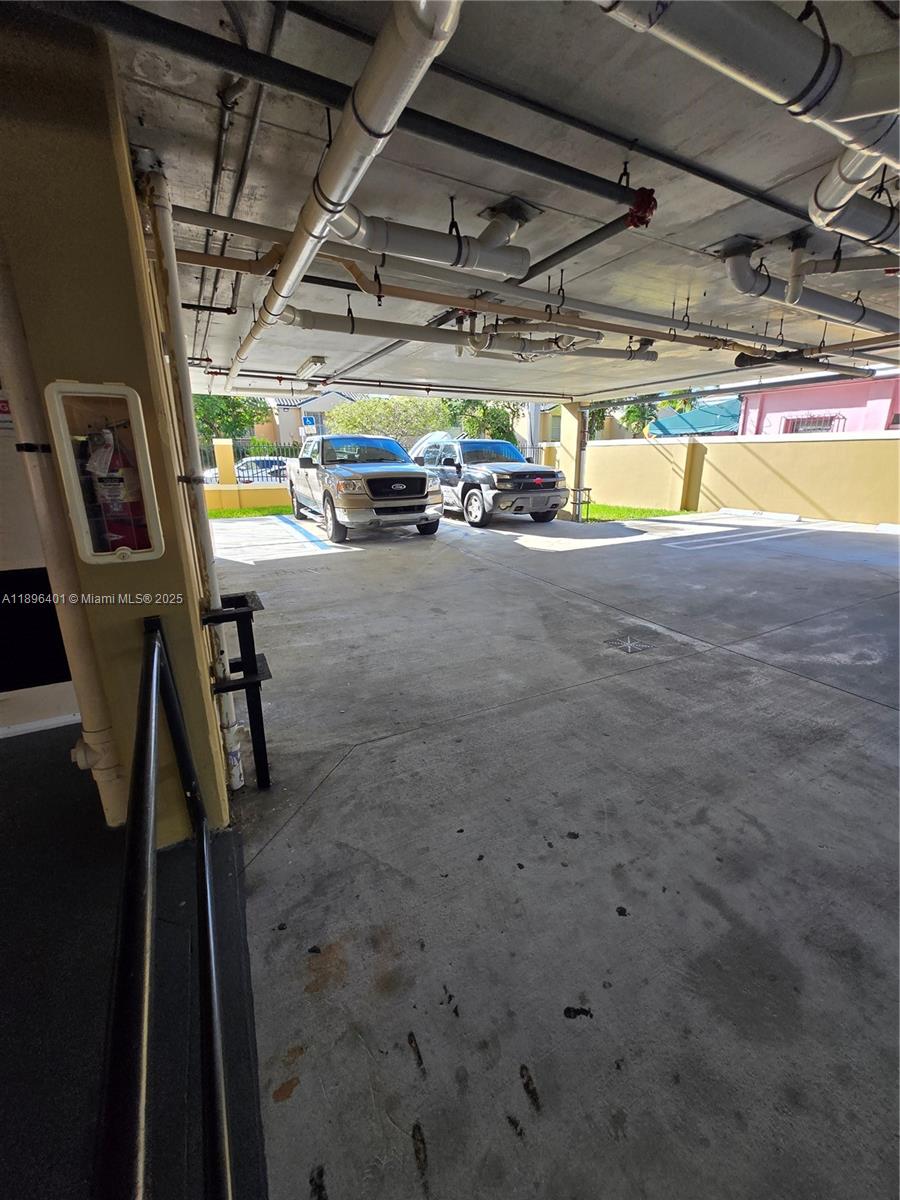 GROVELAND CONDO - Residential Lease