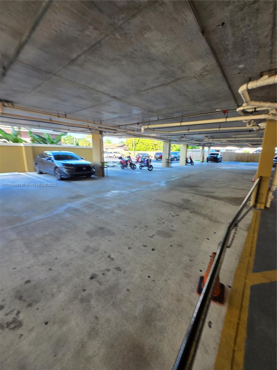GROVELAND CONDO - Residential Lease