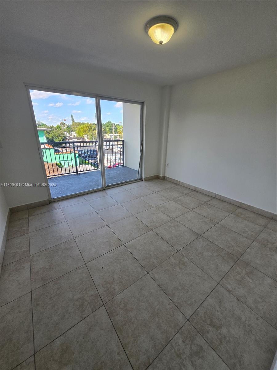 GROVELAND CONDO - Residential Lease
