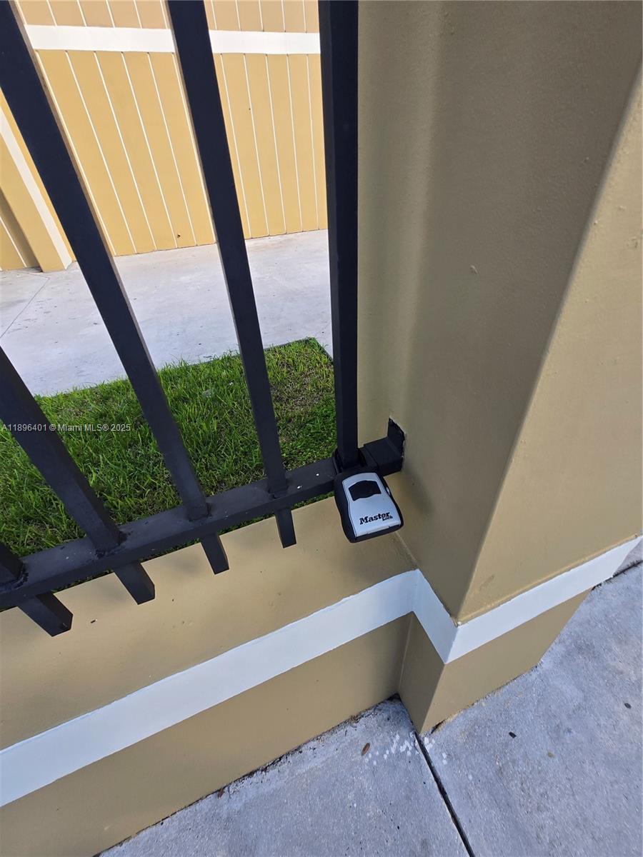 GROVELAND CONDO - Residential Lease