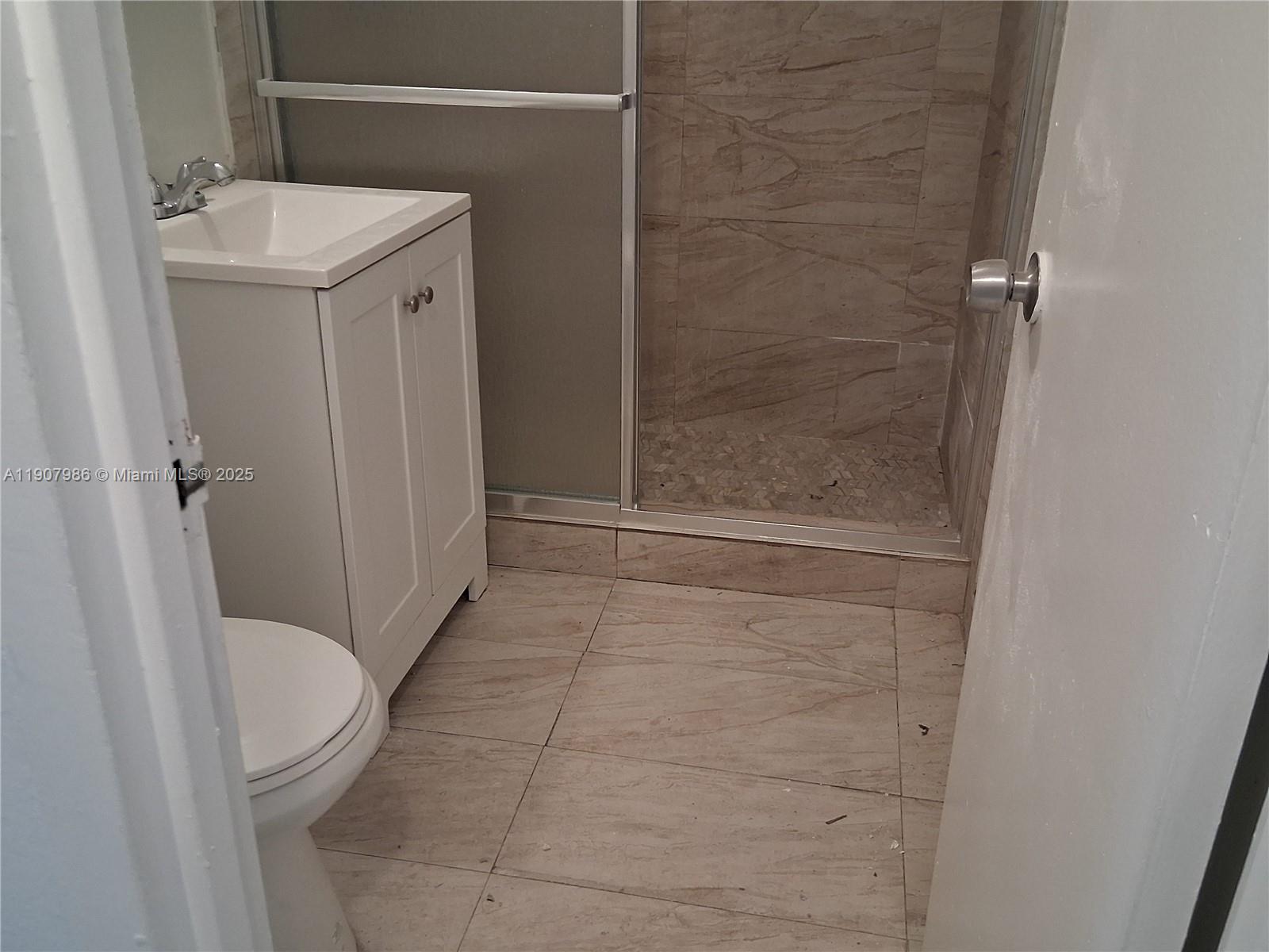 LEE PARK CONDO - Residential