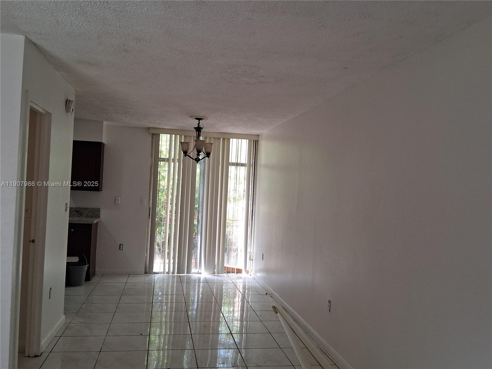 LEE PARK CONDO - Residential