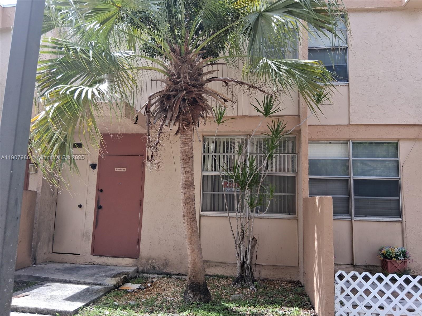 LEE PARK CONDO - Residential