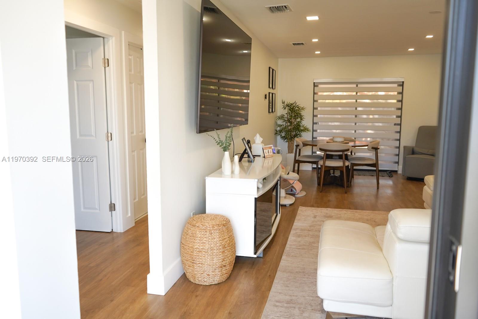 SAN SEBASTIAN UNIT 3 - Residential