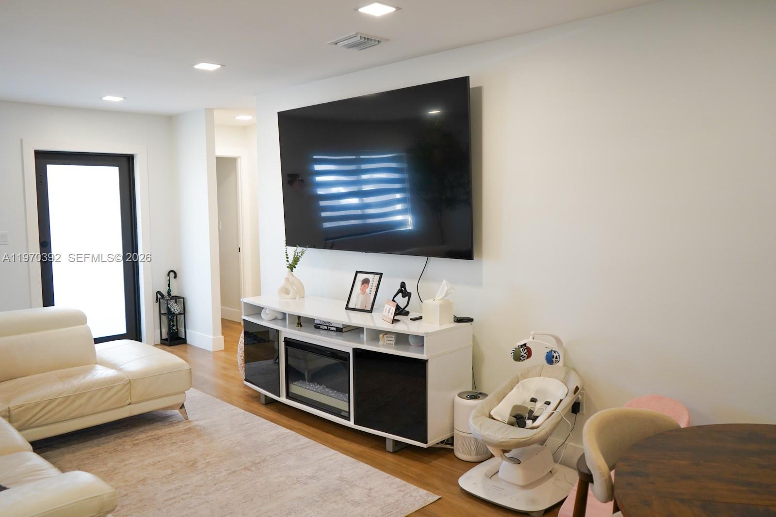 SAN SEBASTIAN UNIT 3 - Residential