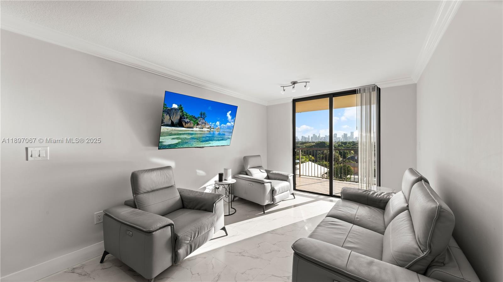 CORAL POINTE CONDO - Residential