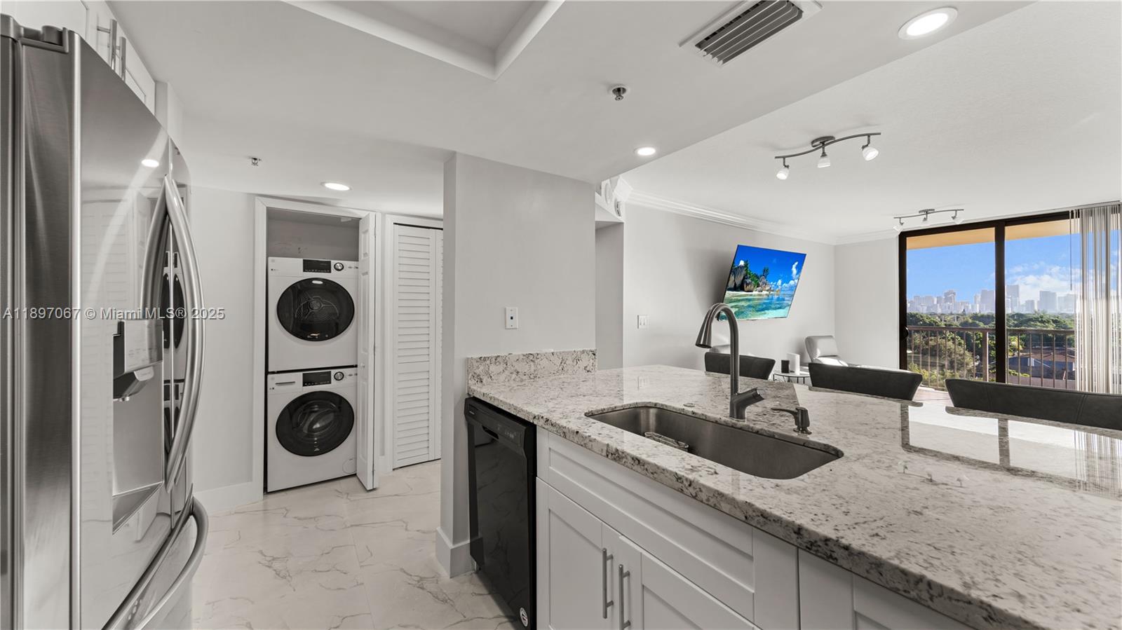 CORAL POINTE CONDO - Residential