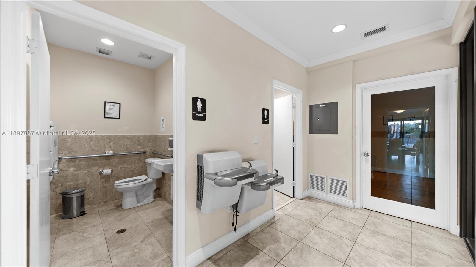 CORAL POINTE CONDO - Residential