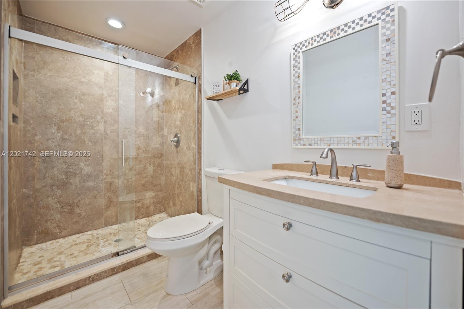 PELHAM ESTATES - Residential