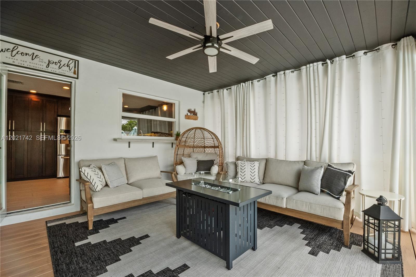 PELHAM ESTATES - Residential