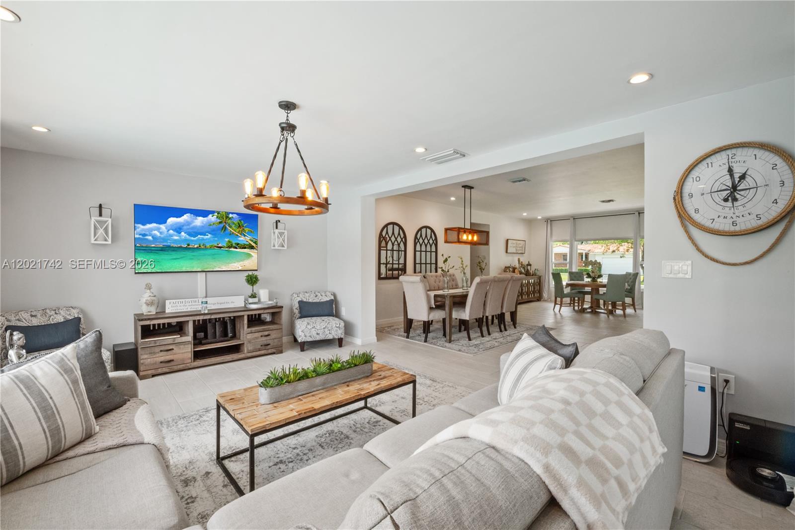 PELHAM ESTATES - Residential