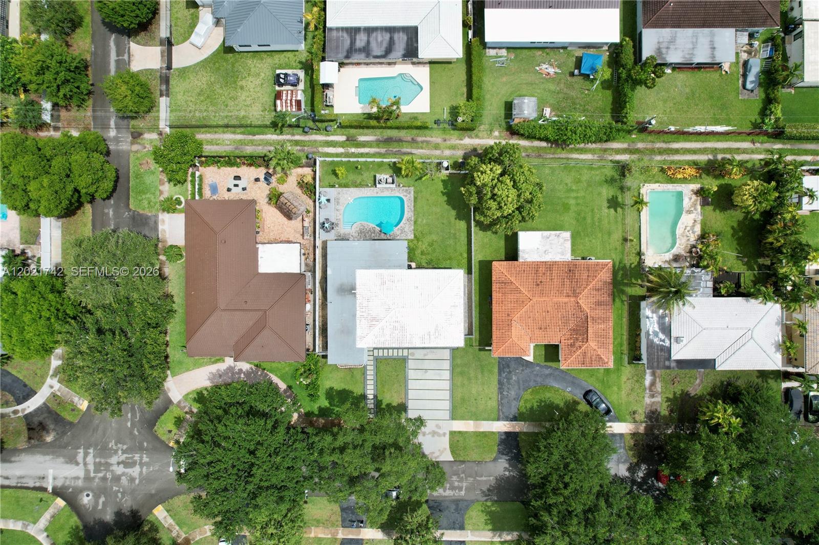 PELHAM ESTATES - Residential