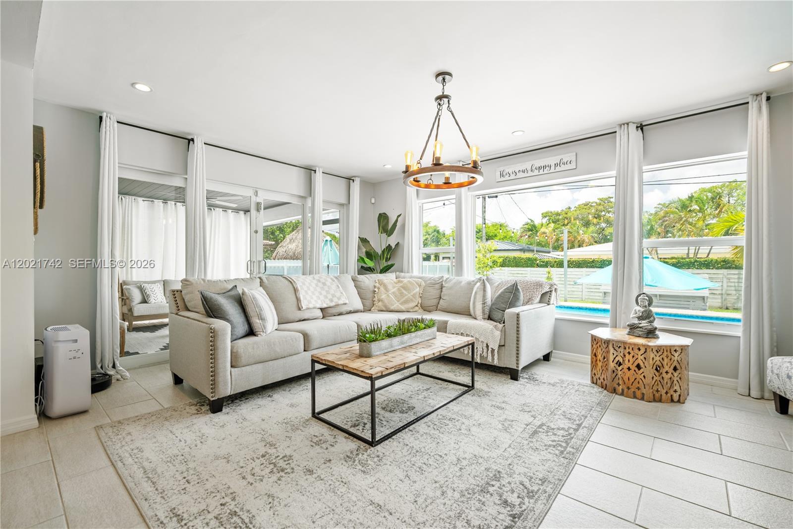 PELHAM ESTATES - Residential