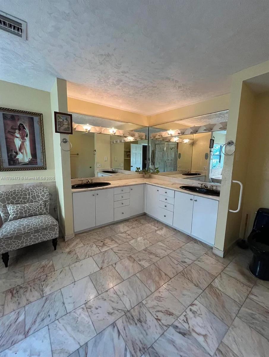 LONG KEY OCEAN BAY COLONY - Residential