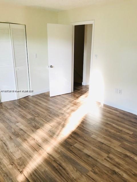 KENDALL LKS EAST PATIO CO - Residential Lease