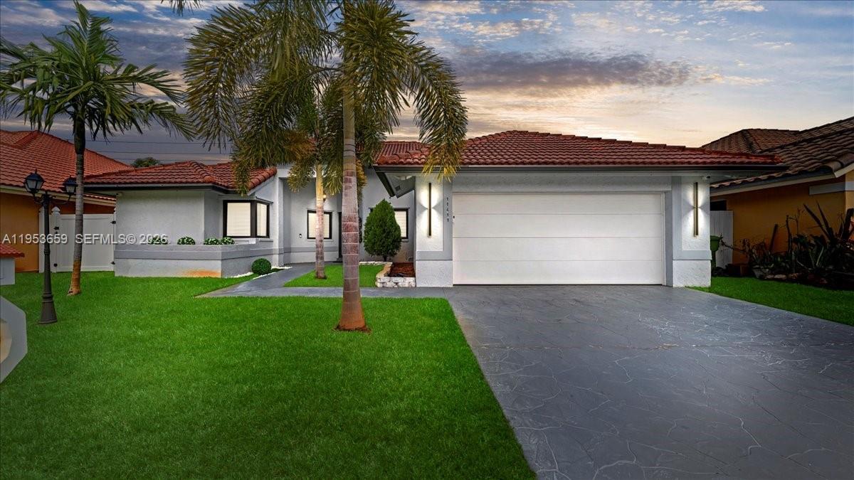 PEMBROKE LAKES SOUTH - Residential