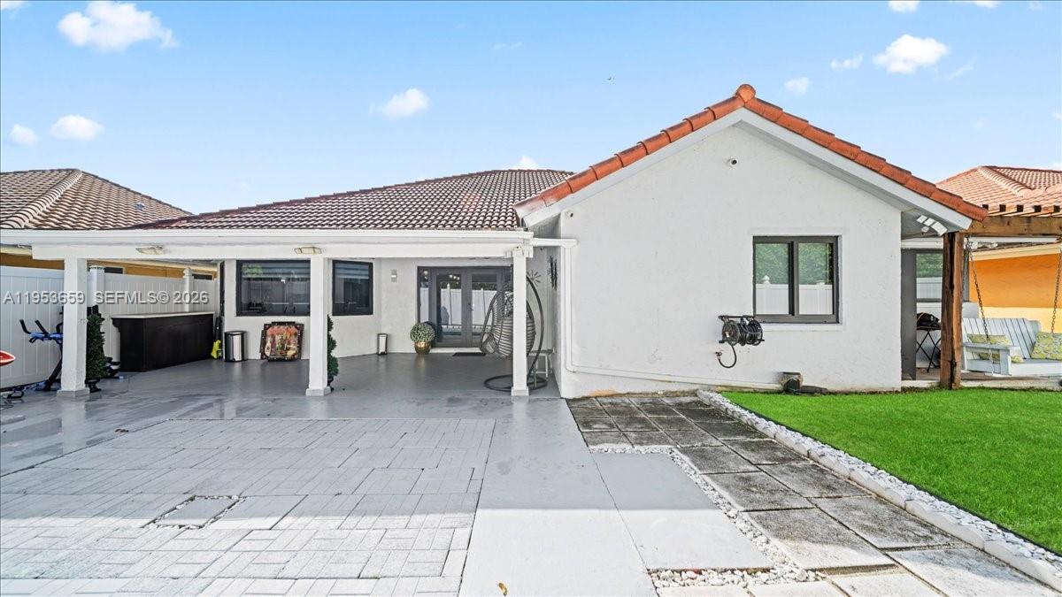 PEMBROKE LAKES SOUTH - Residential