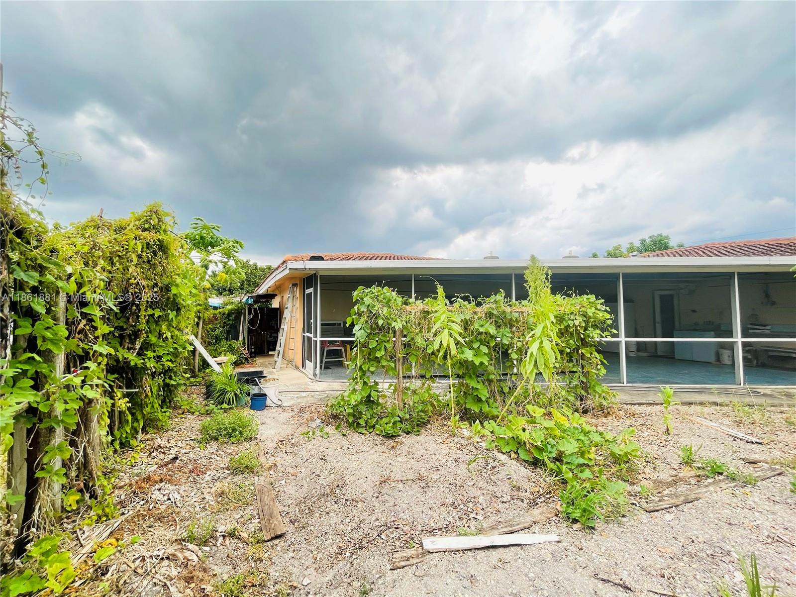 SUNFLOWER FIRST ADD - Residential