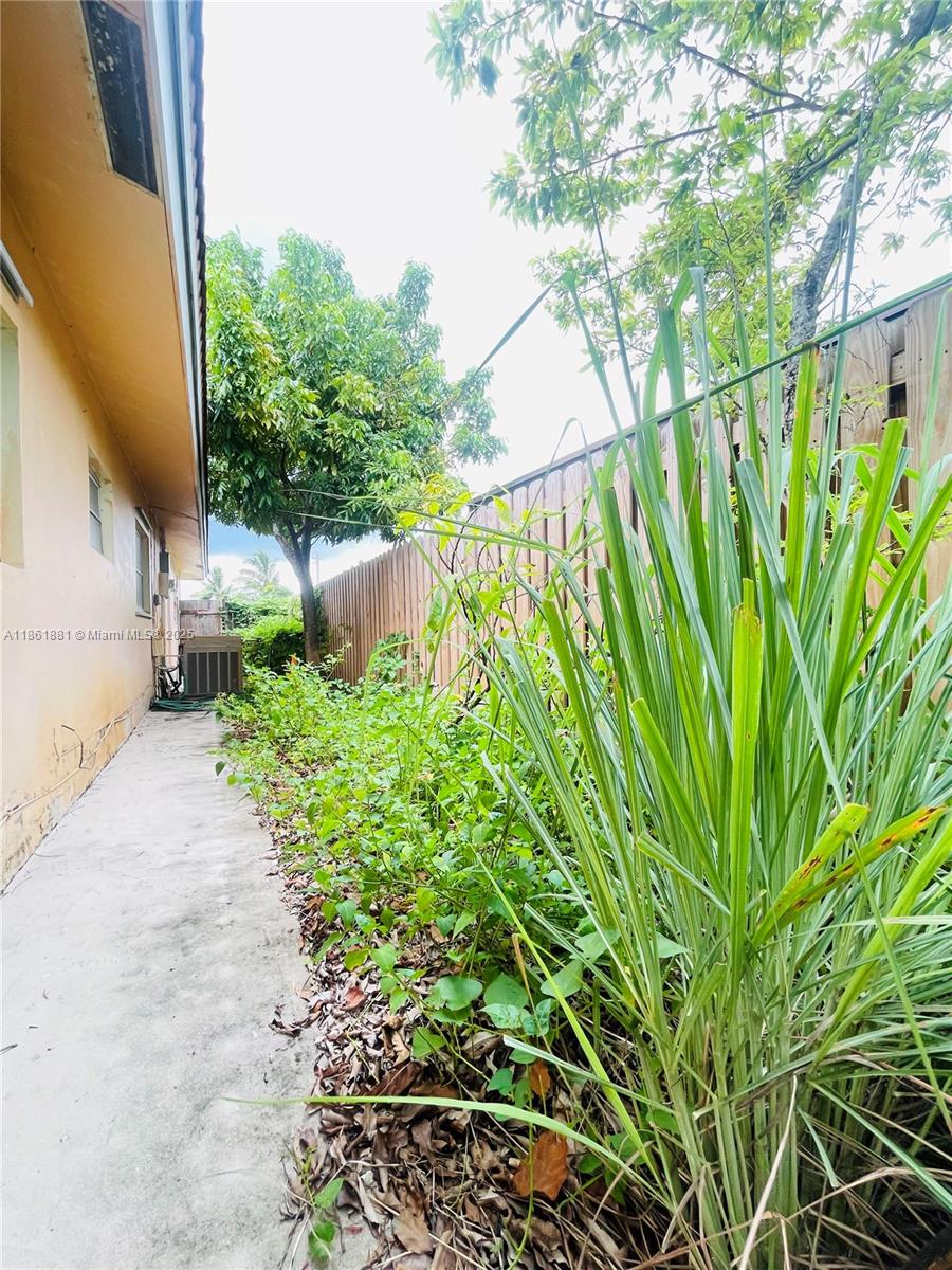 SUNFLOWER FIRST ADD - Residential