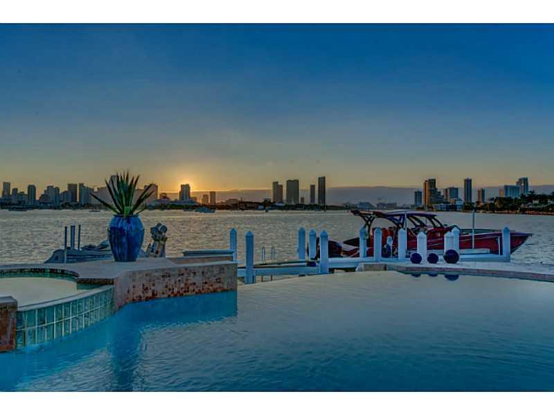 SAN MARINO ISLAND - Residential