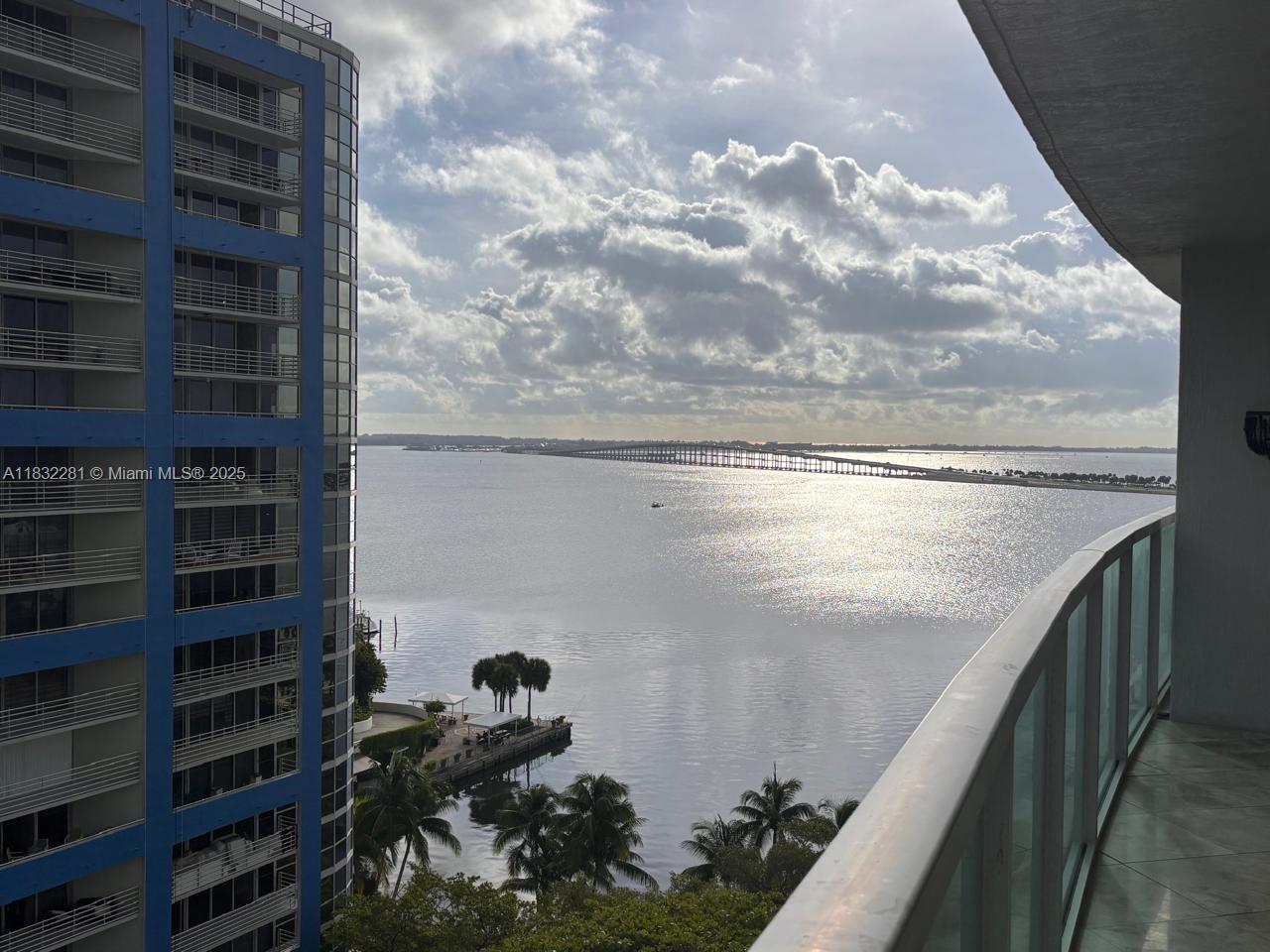 SKYLINE ON BRICKELL CONDO - Residential