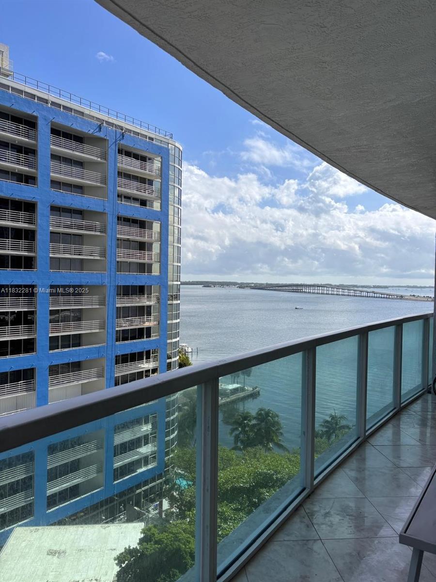 SKYLINE ON BRICKELL CONDO - Residential