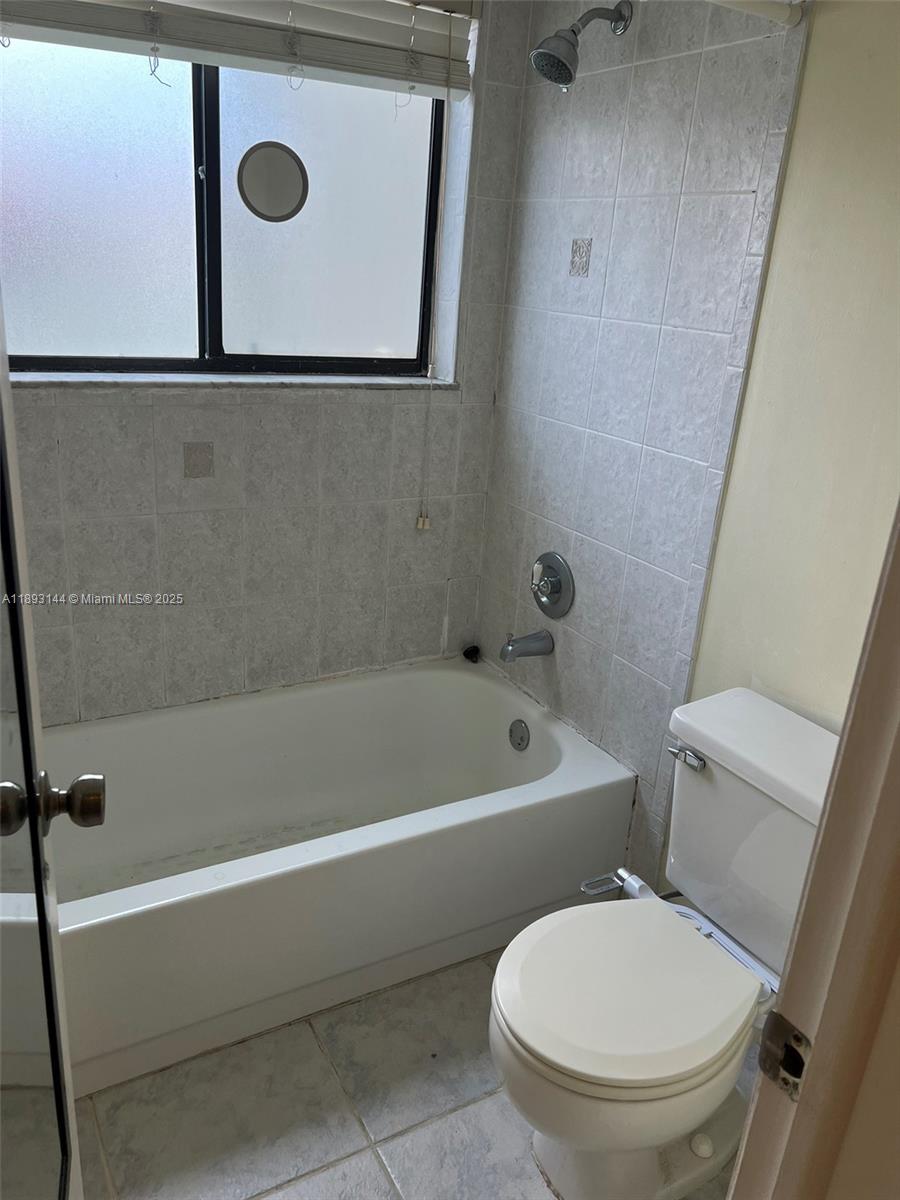ESPRIT CONDO - Residential