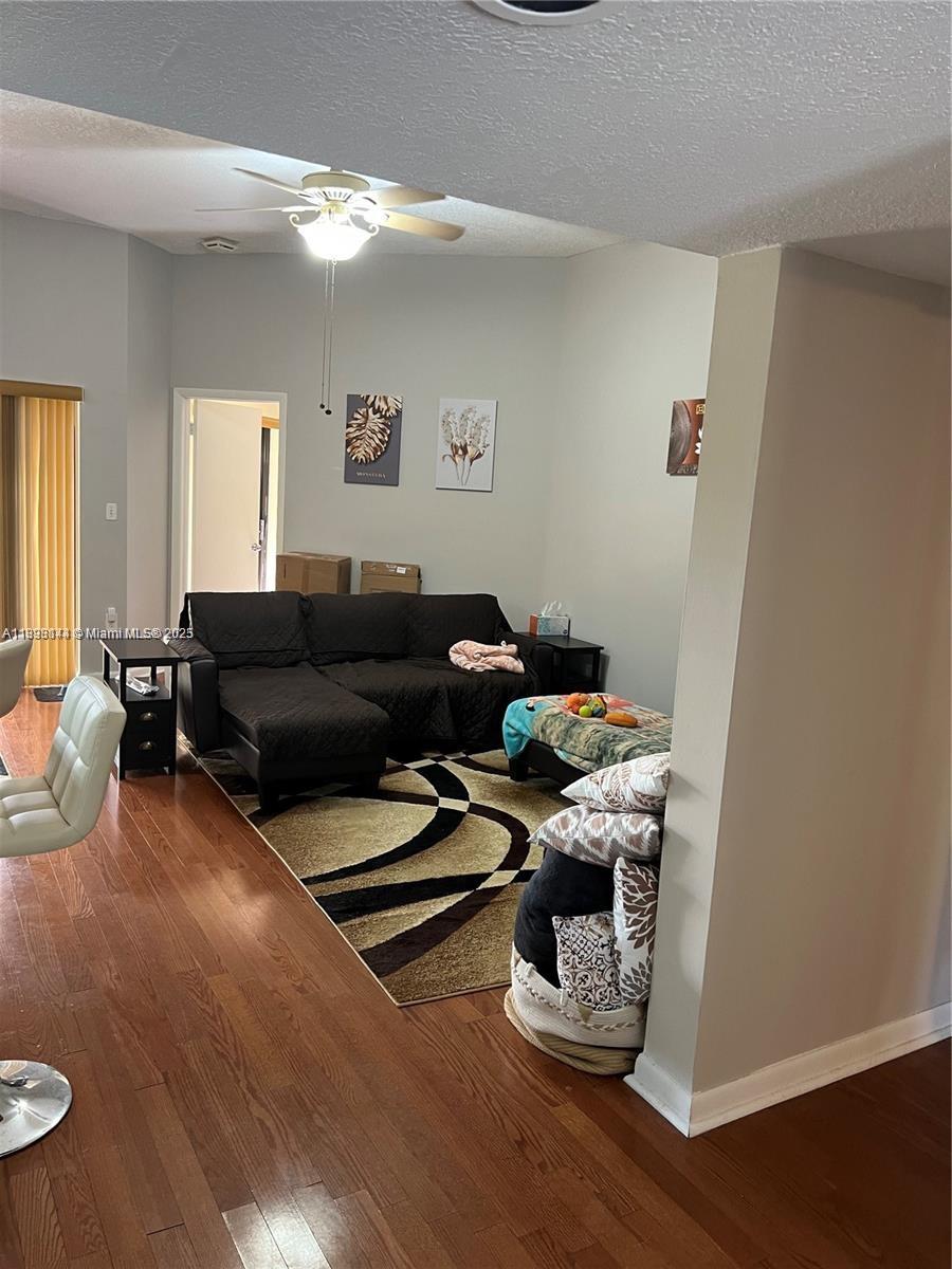 ESPRIT CONDO - Residential