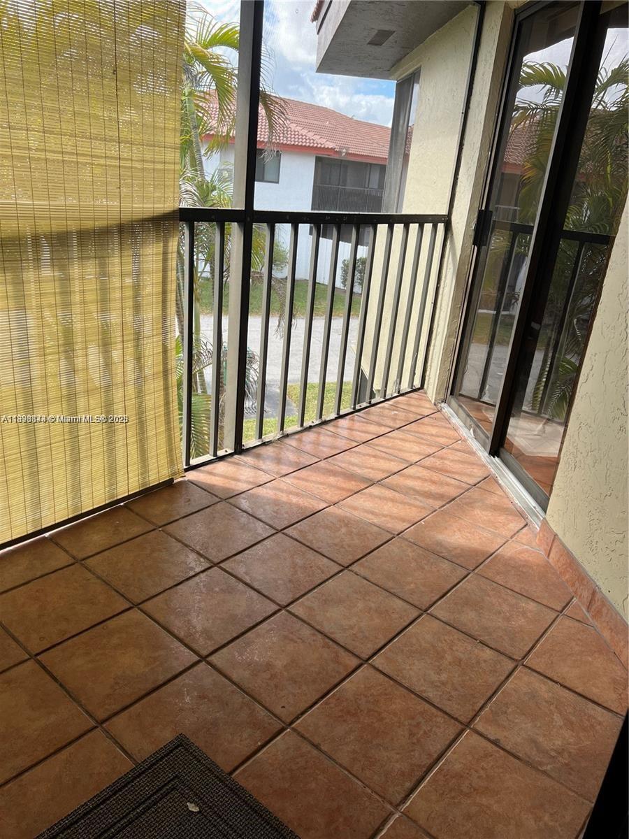 ESPRIT CONDO - Residential