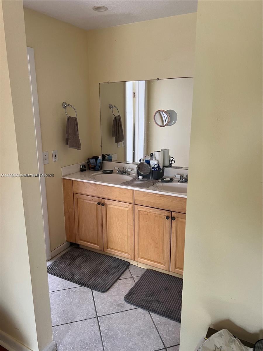 ESPRIT CONDO - Residential