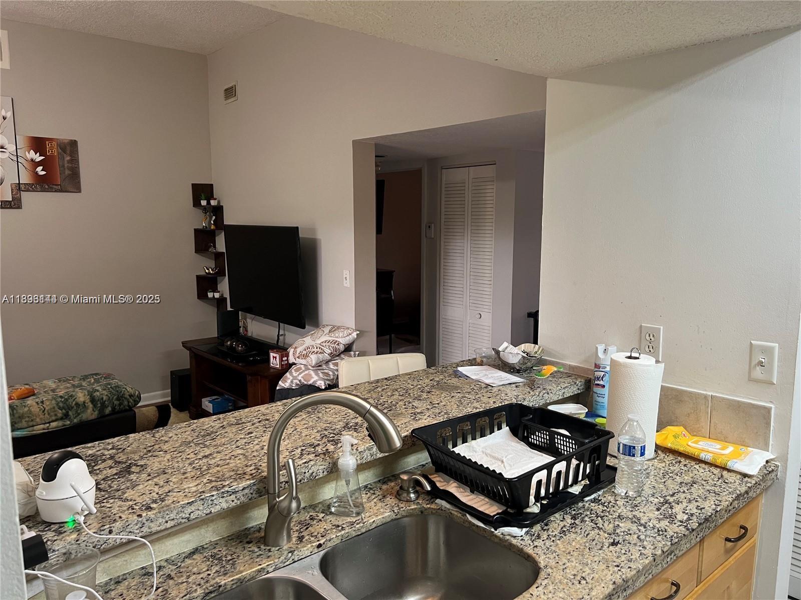 ESPRIT CONDO - Residential