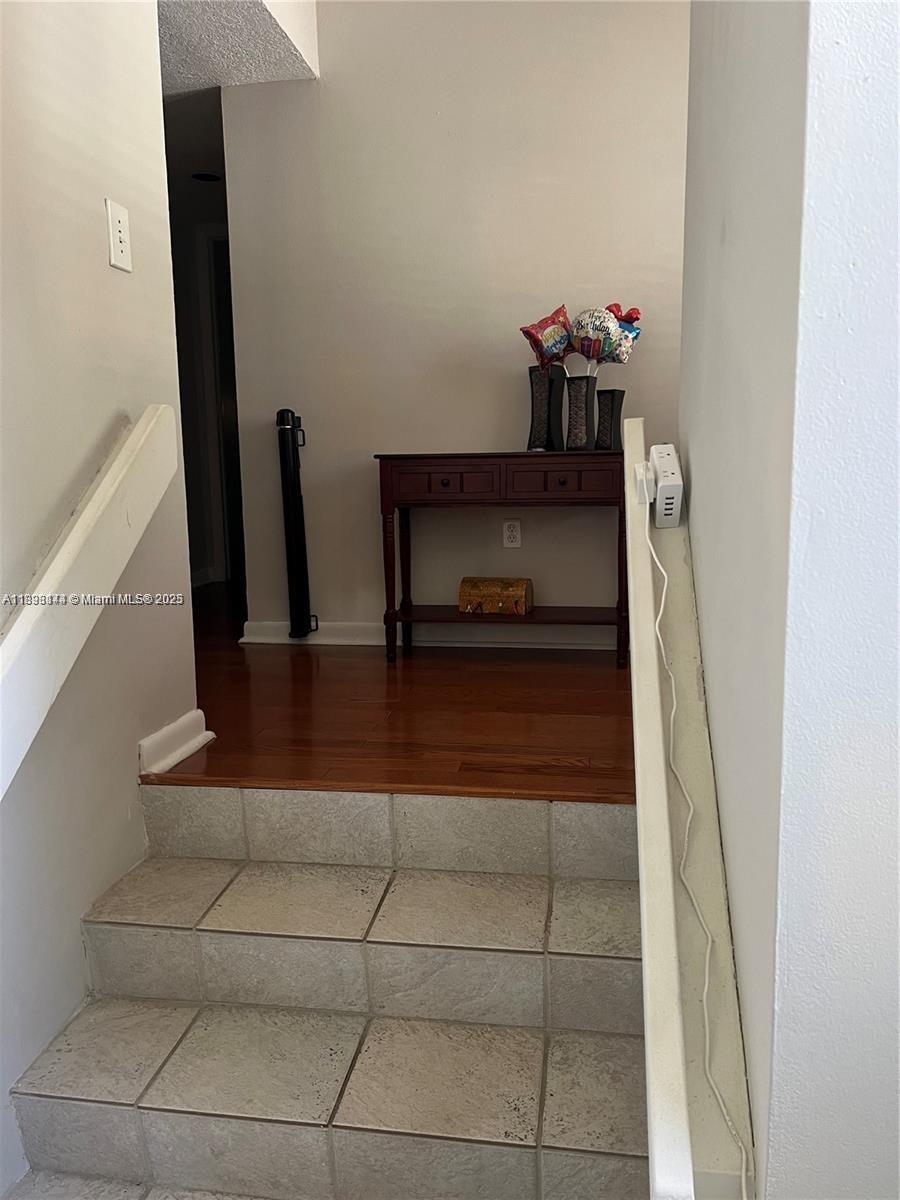 ESPRIT CONDO - Residential