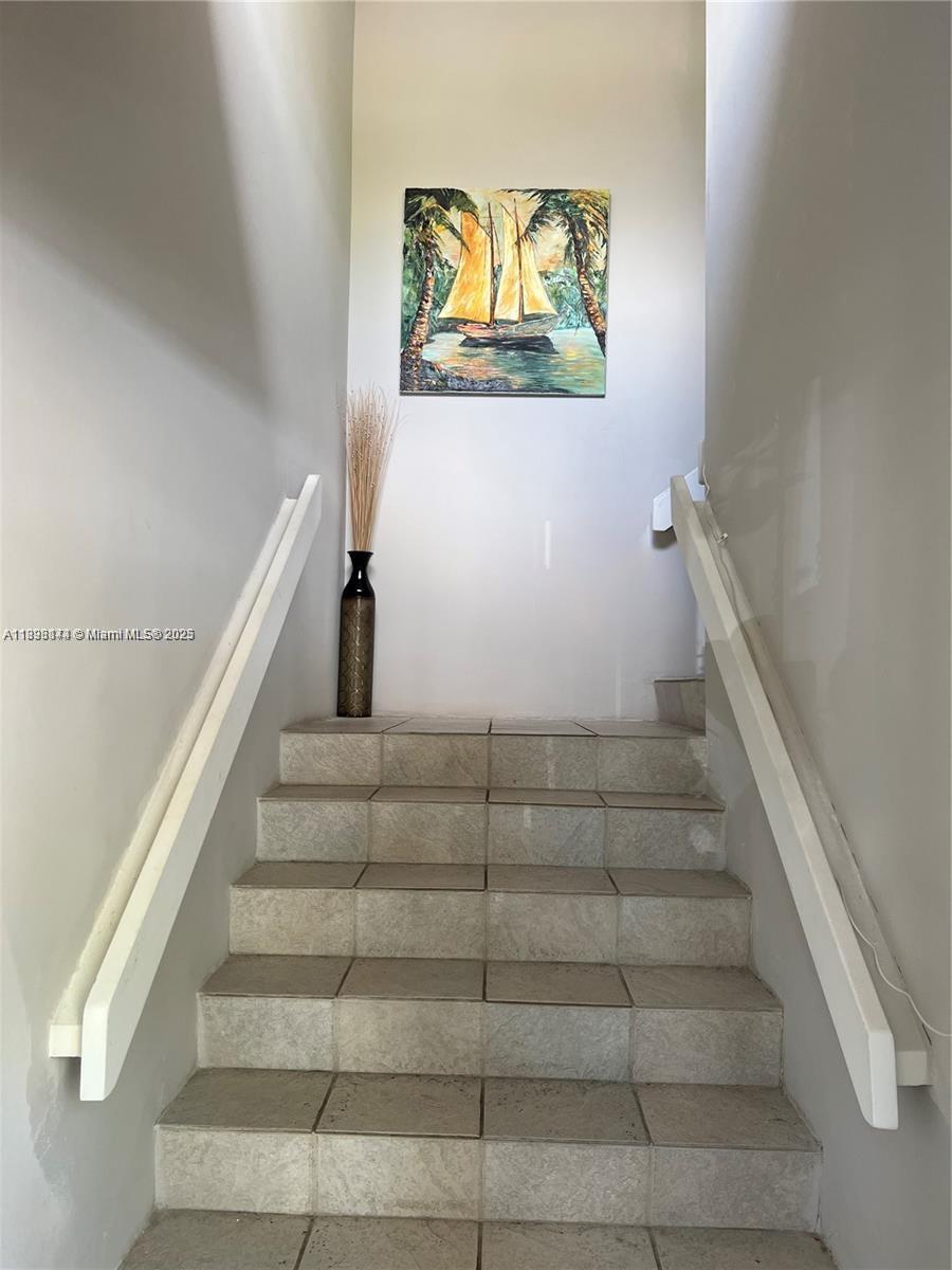 ESPRIT CONDO - Residential