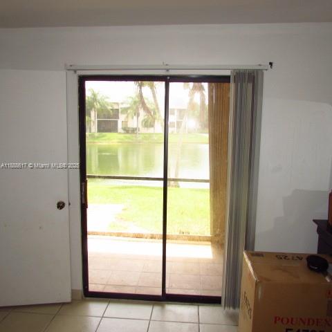 LAKESHORE CONDO #2 - Residential