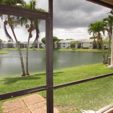 LAKESHORE CONDO #2 - Residential