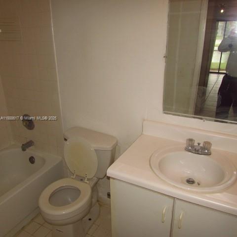 LAKESHORE CONDO #2 - Residential