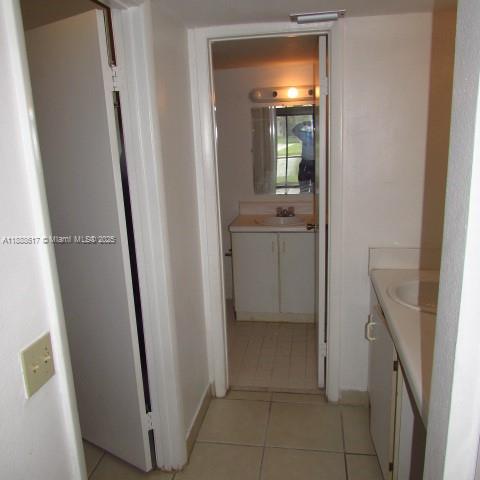 LAKESHORE CONDO #2 - Residential