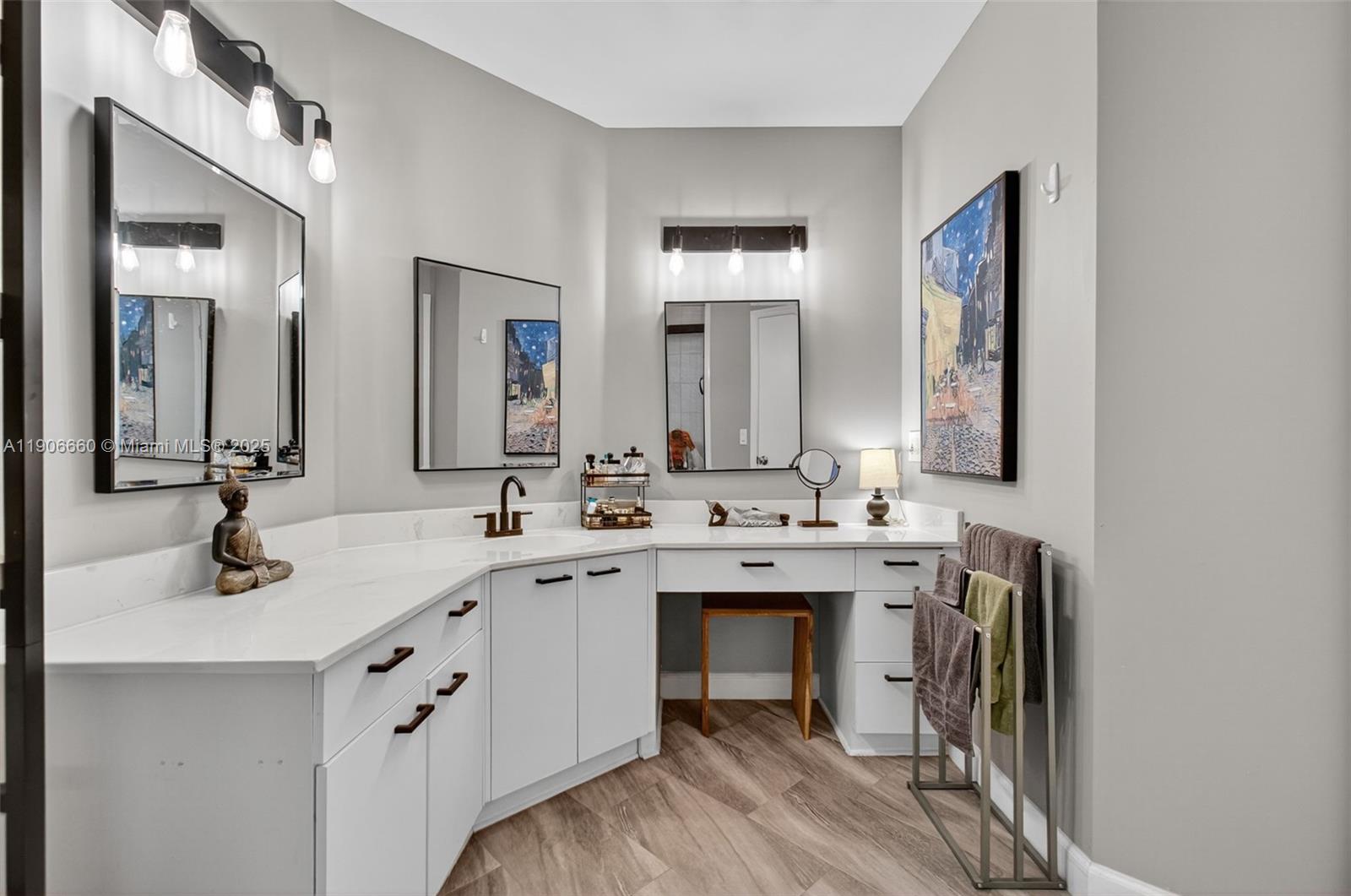 EXCELLENTE VILLAGE A,B,C, - Residential