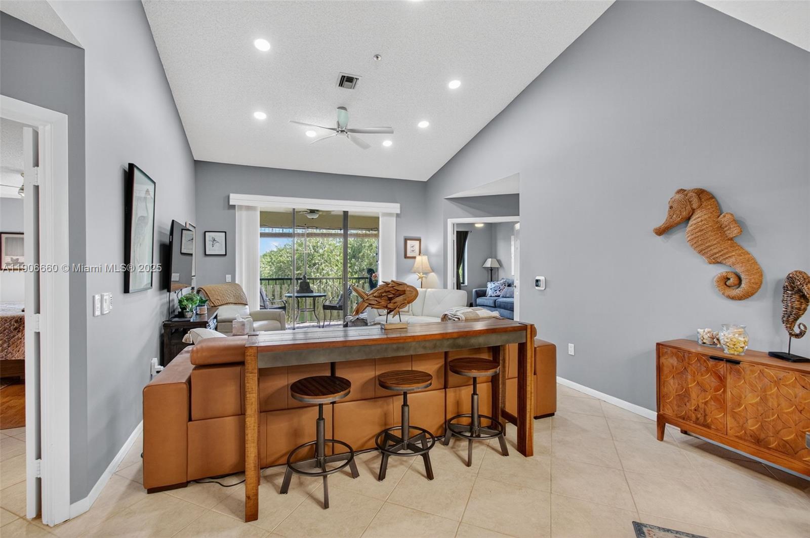 EXCELLENTE VILLAGE A,B,C, - Residential