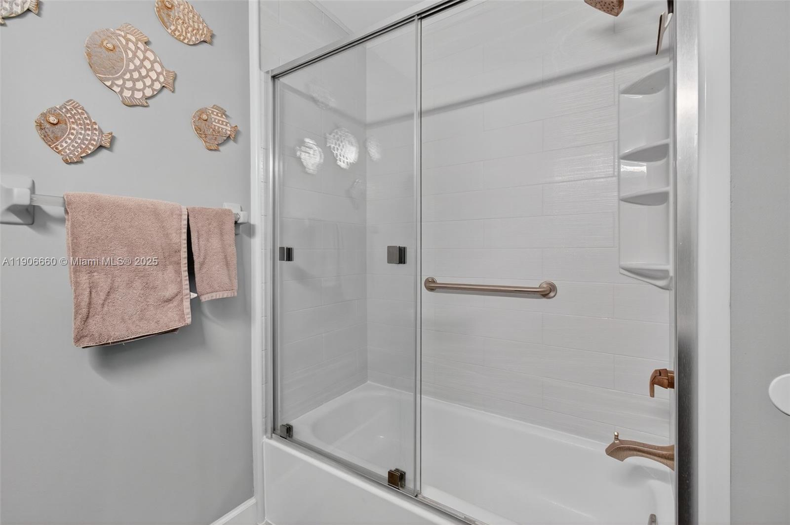 EXCELLENTE VILLAGE A,B,C, - Residential