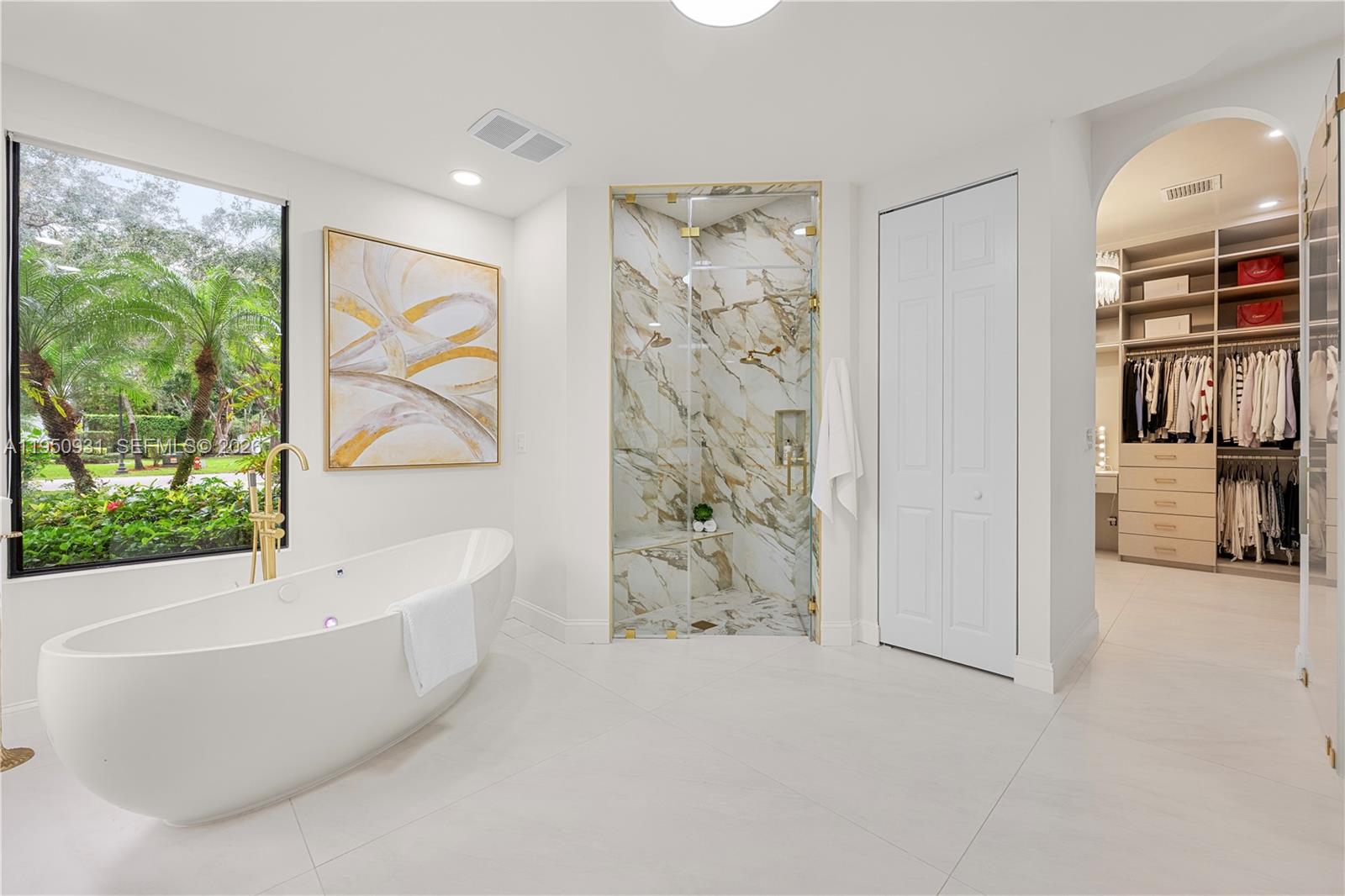 IN THE PINES - Residential