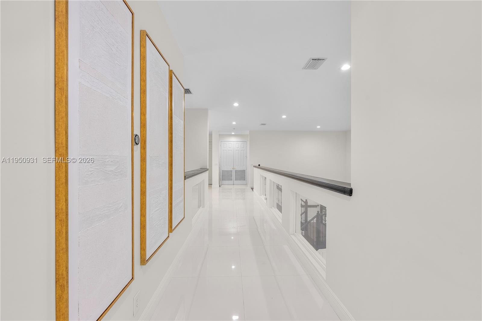 IN THE PINES - Residential