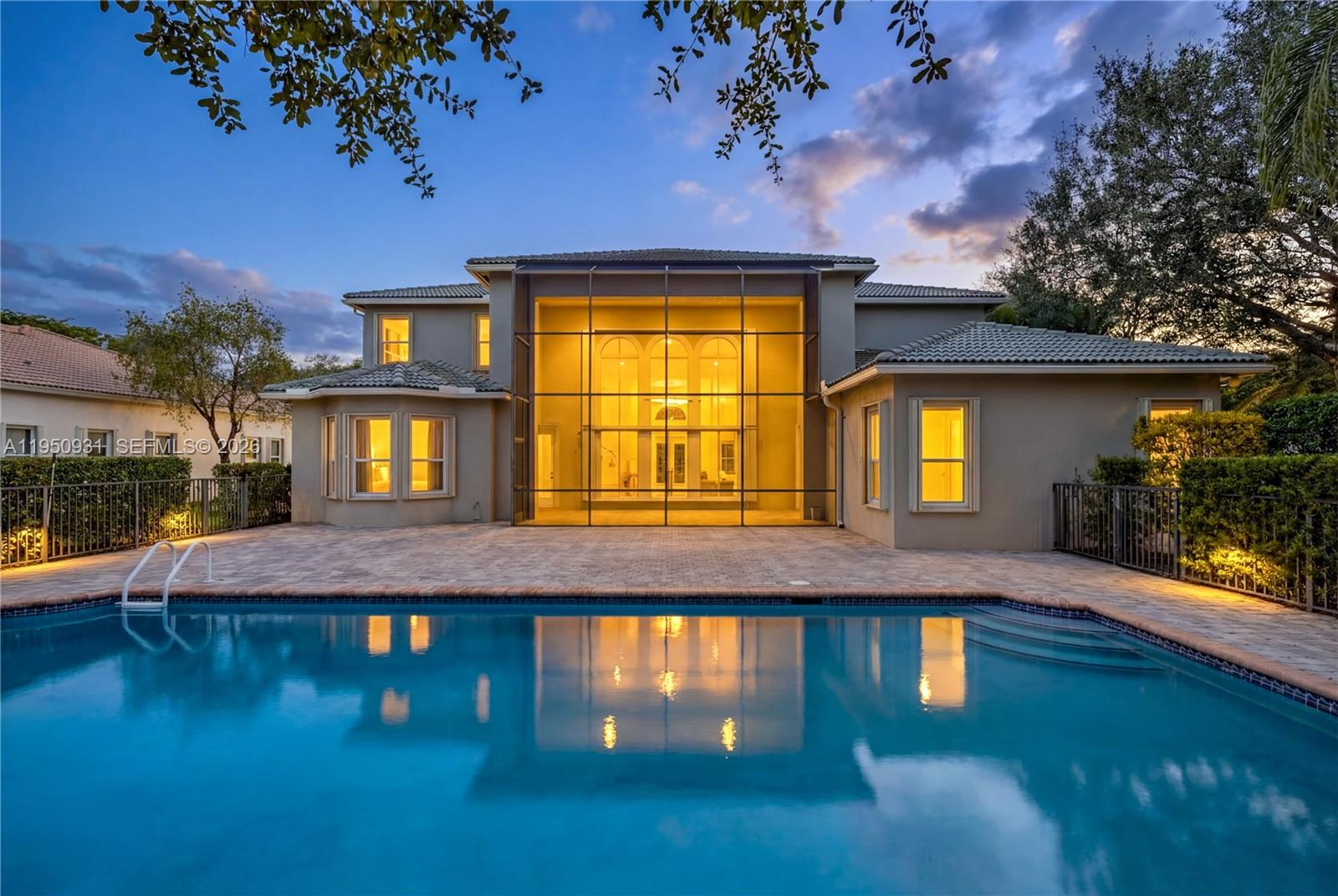 IN THE PINES - Residential