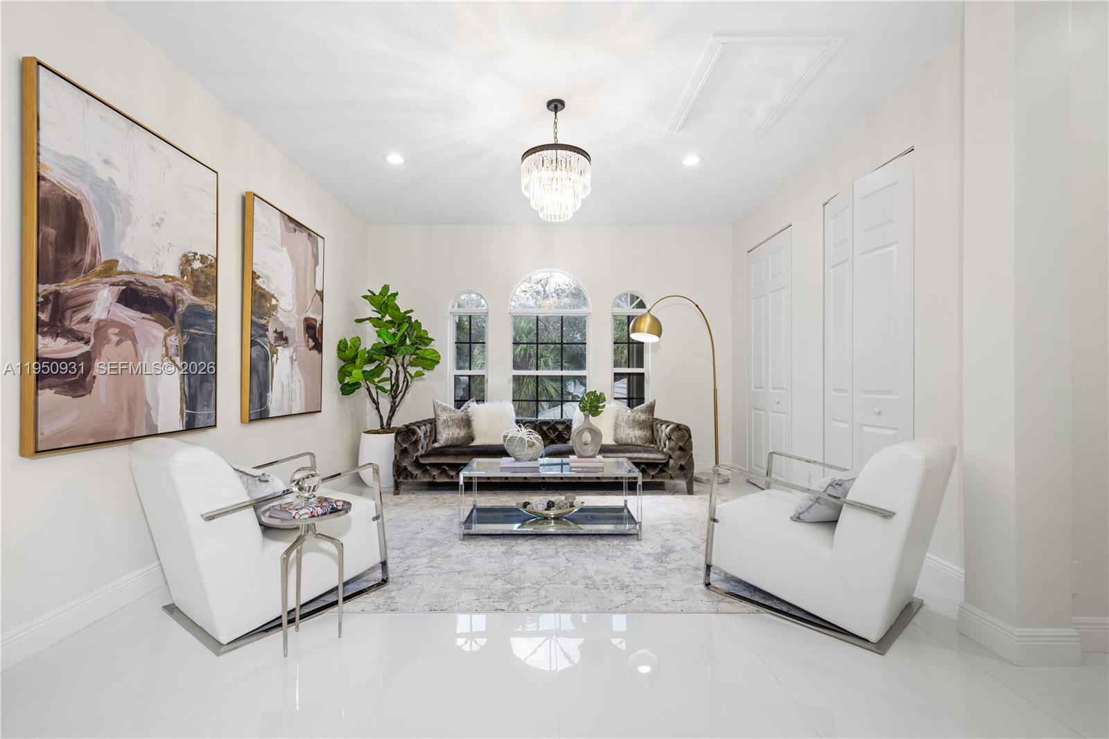 IN THE PINES - Residential