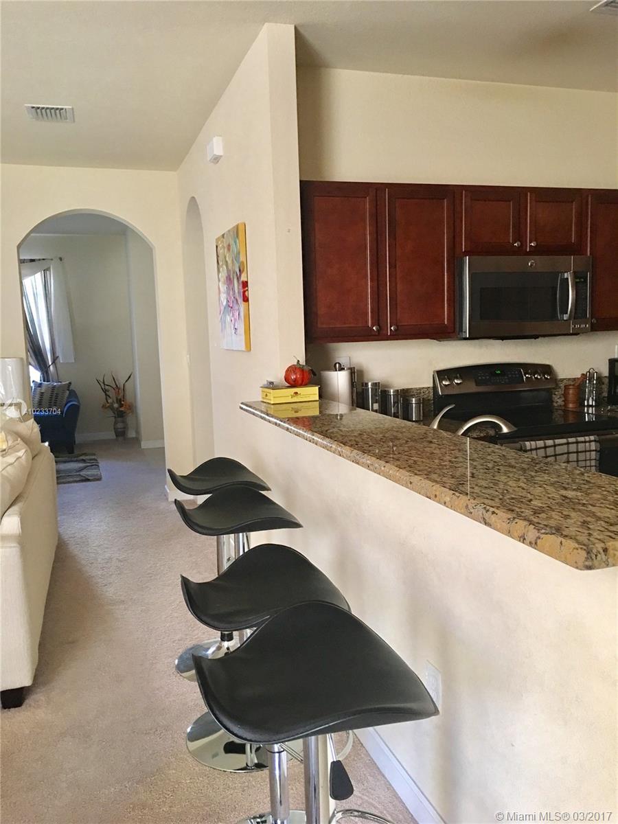 KENDALL COMMONS RESIDENTI - Residential Lease