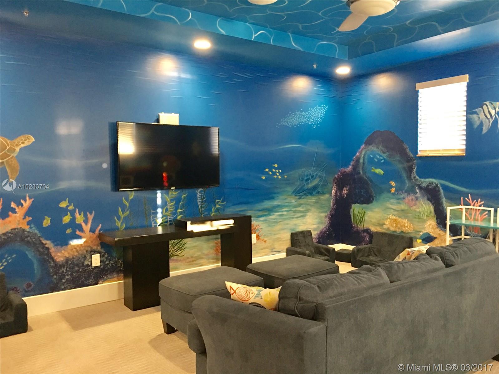 KENDALL COMMONS RESIDENTI - Residential Lease