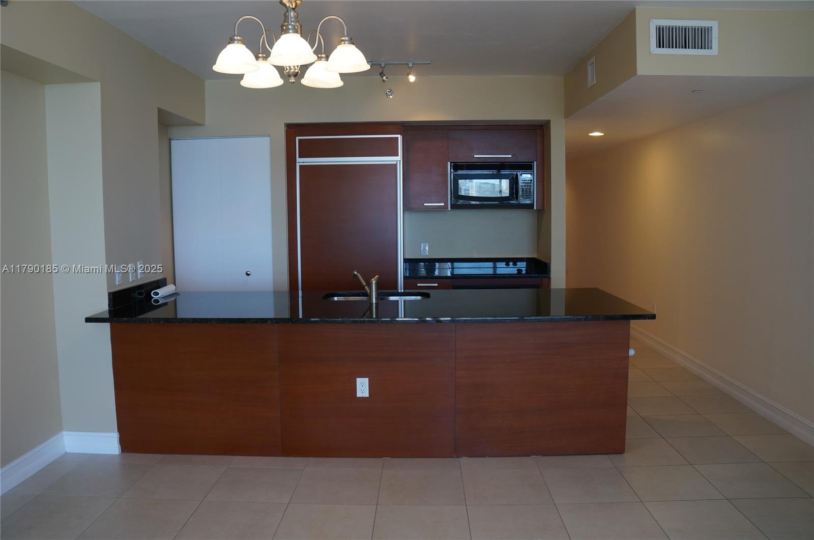 1830 S OCEAN DR 2305
