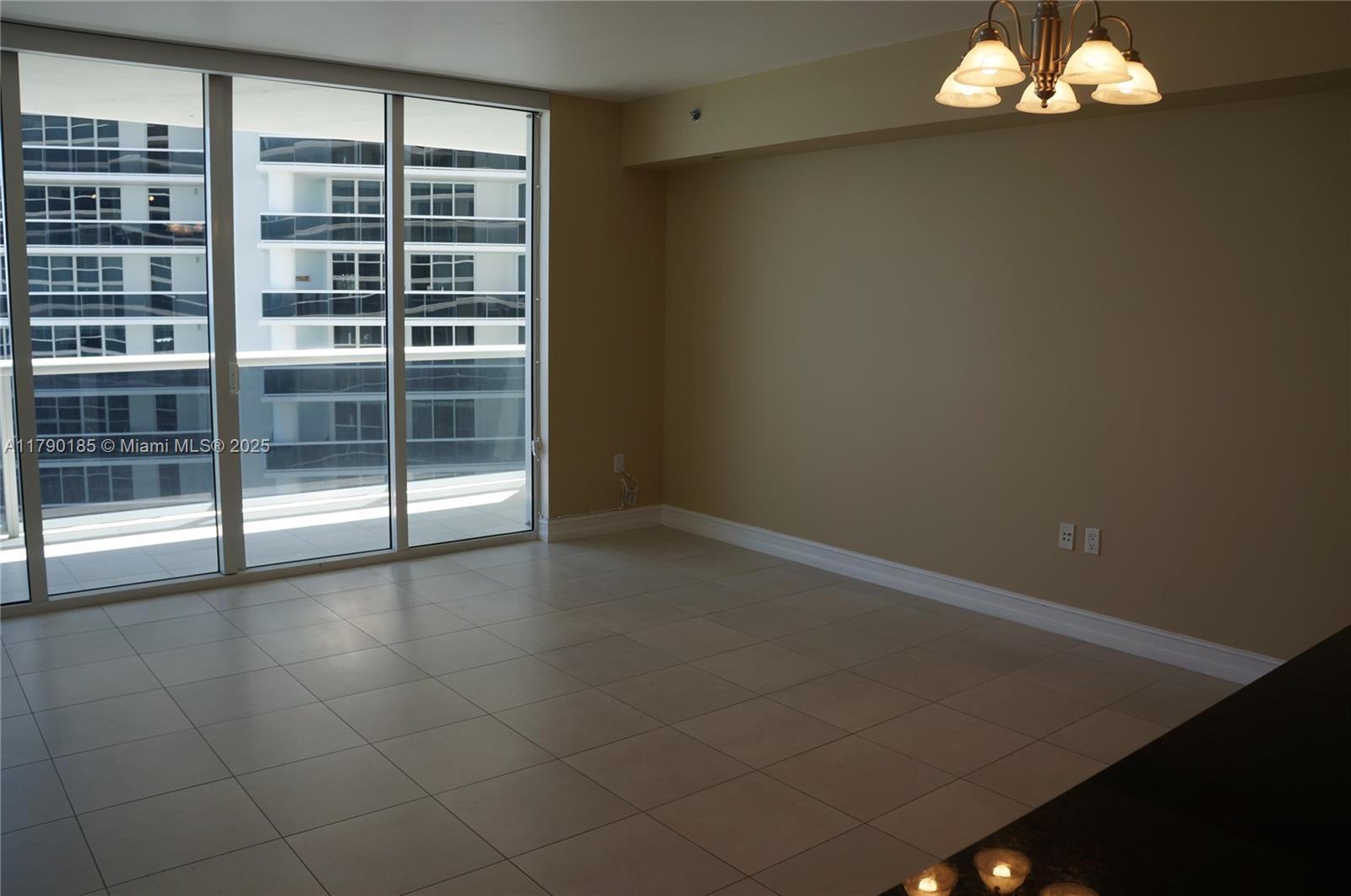 1830 S OCEAN DR 2305