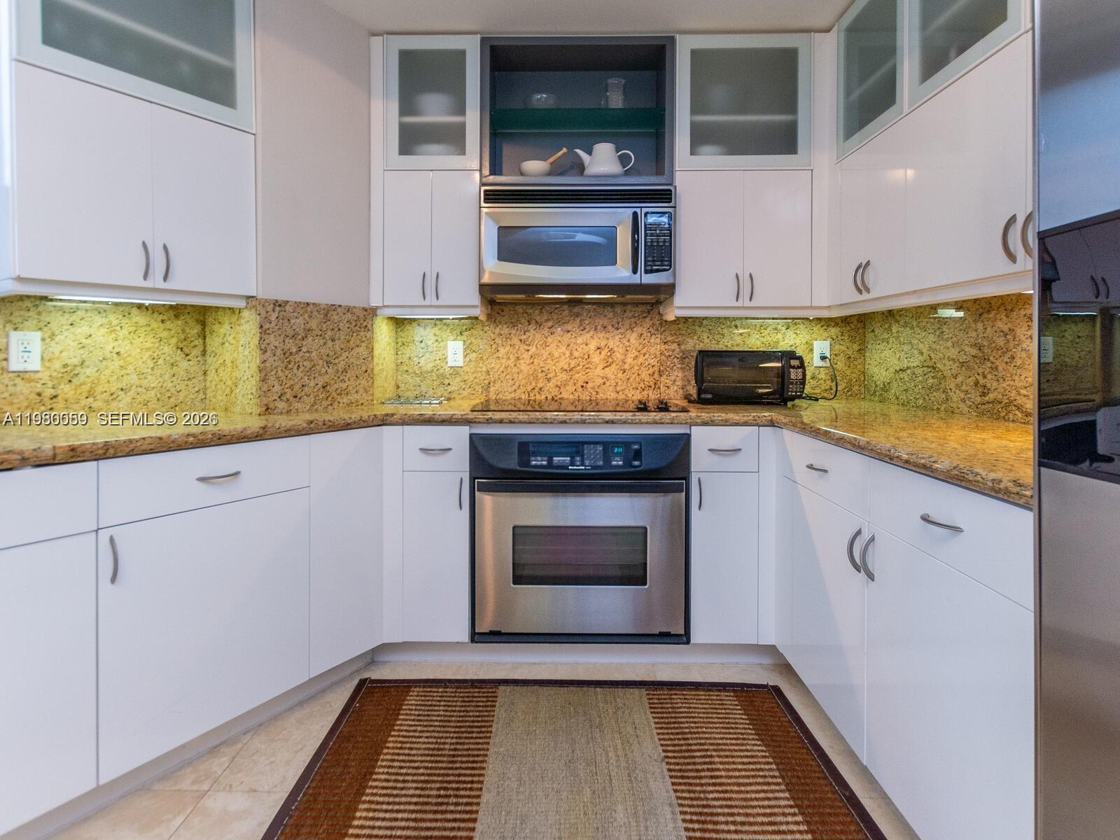 THREE TEQUESTA POINT COND - Residential