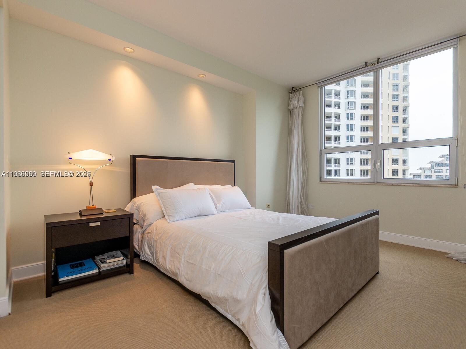 THREE TEQUESTA POINT COND - Residential